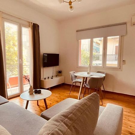 Daisy Apartment 15 Min To Acropolis Ateny Zewnętrze zdjęcie