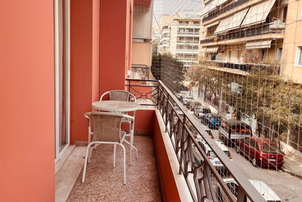 Daisy Apartment 15 Min To Acropolis Ateny Zewnętrze zdjęcie