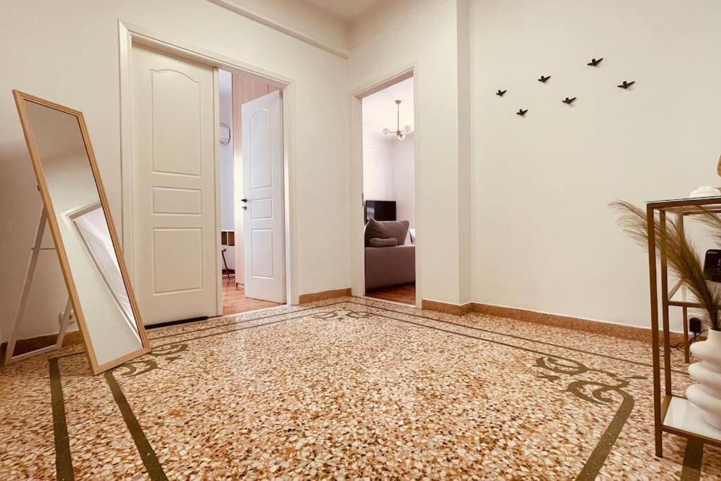Daisy Apartment 15 Min To Acropolis Ateny Zewnętrze zdjęcie