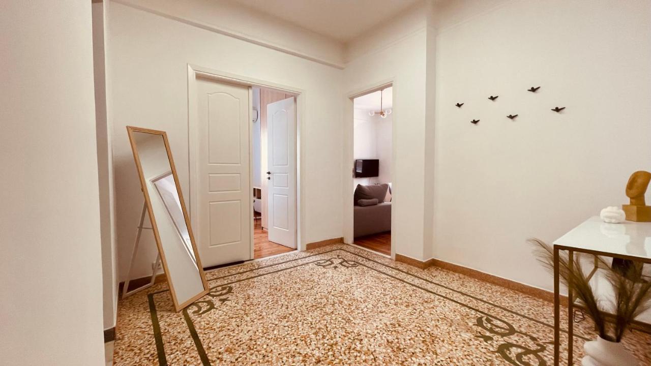 Daisy Apartment 15 Min To Acropolis Ateny Zewnętrze zdjęcie